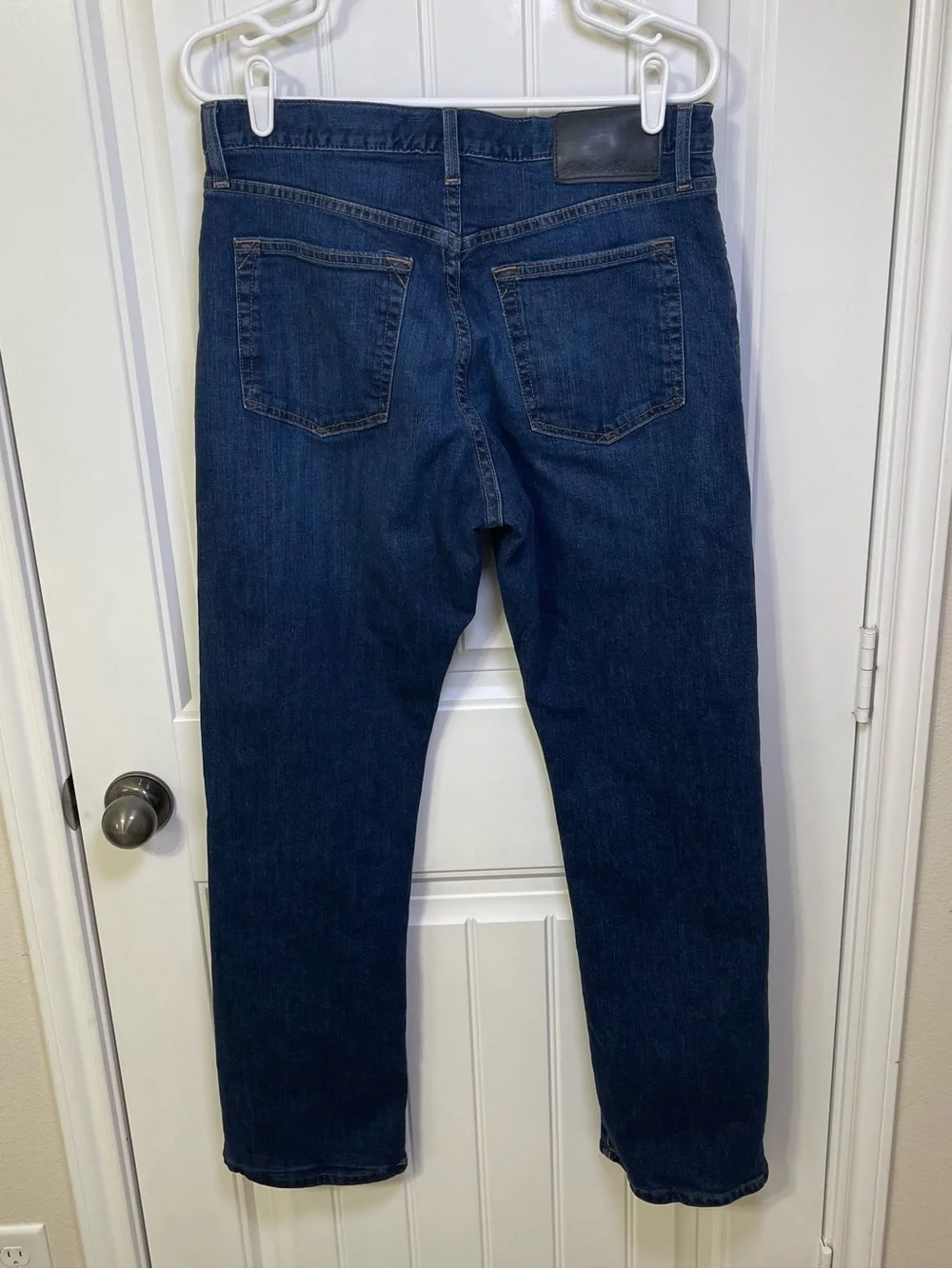 Eddie Bauer Men's 33x32 Straight Leg Flannel Lined Jeans Dark Wash Hunting